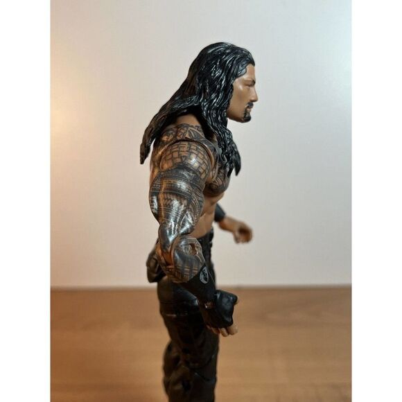 Roman Reigns Mattel Elite Series Wrestling Action Figure WWE WWF 2011 Toy - Picture 5 of 7